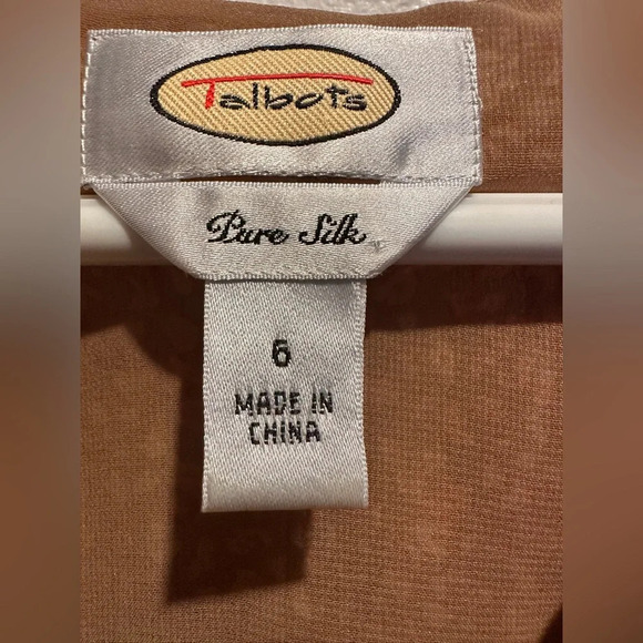 Talbots sleeveless pure silk vneck blouse - Picture 5 of 5